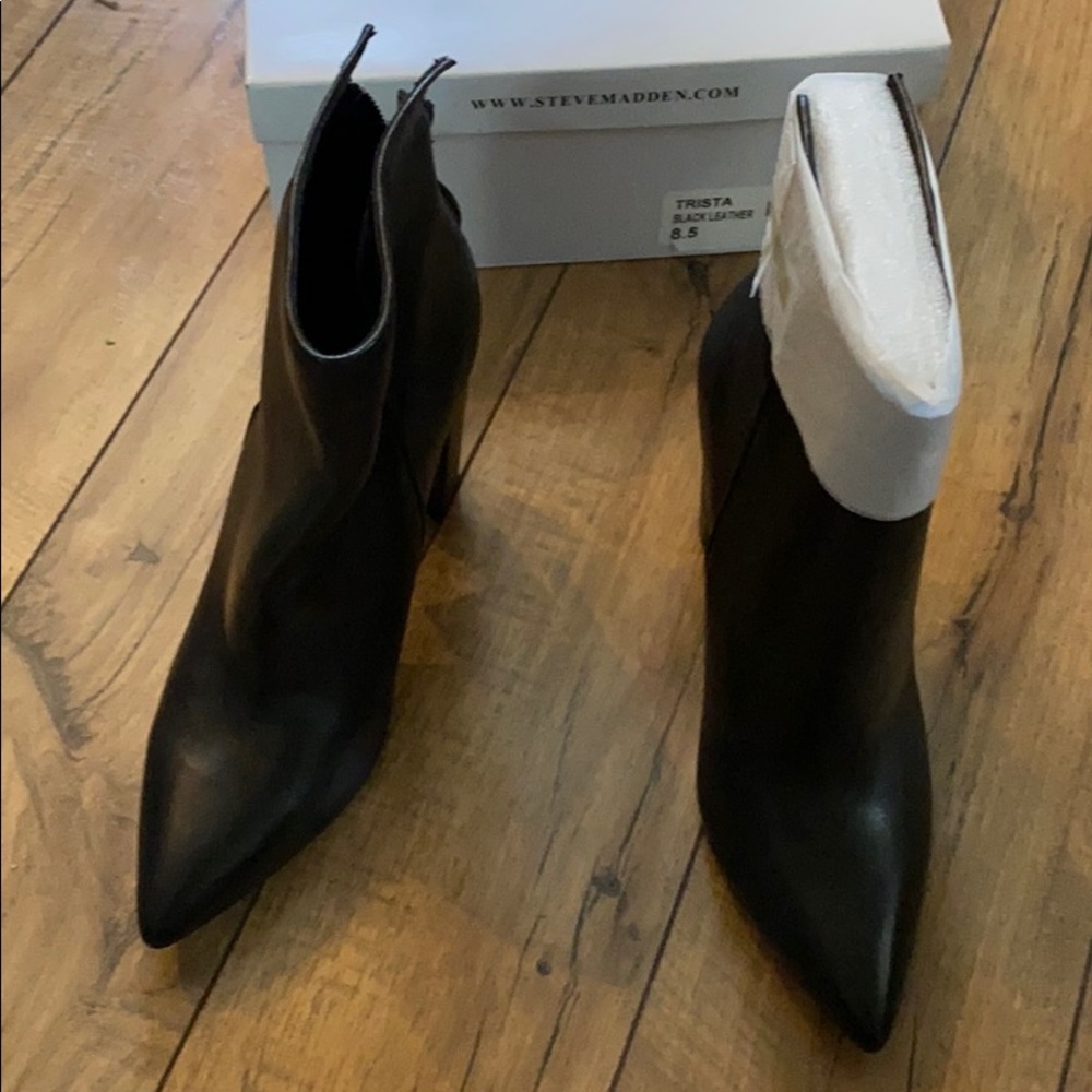 Steve Madden Trista Boot Size 8.5 - image 2